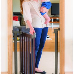 Safe &amp; Care - Presmonteret sikkerhedsgitter SC531 - Metal - M�rkegr� - Tr� - M�rkebrun - 76-96 cm